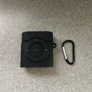 COPY - AirPods case with clip for first & second gen